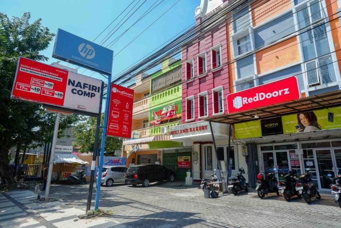 reddoorz syariah at kelud sampangan semarang
