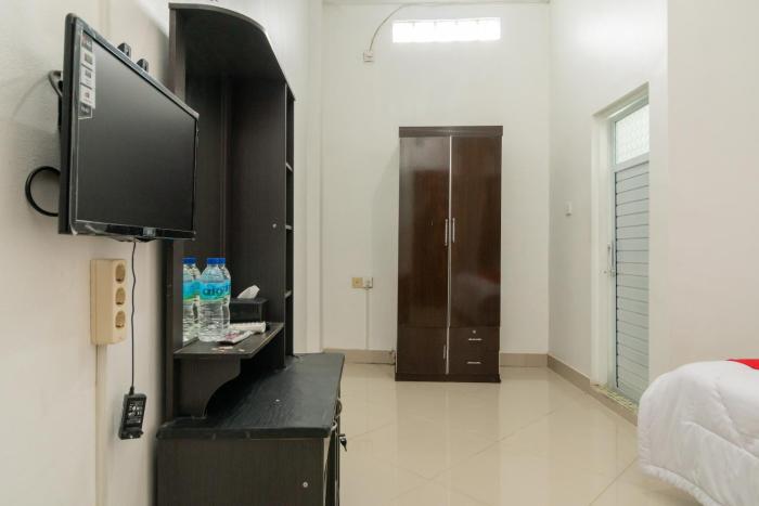 reddoorz syariah near universitas putra indonesia padang