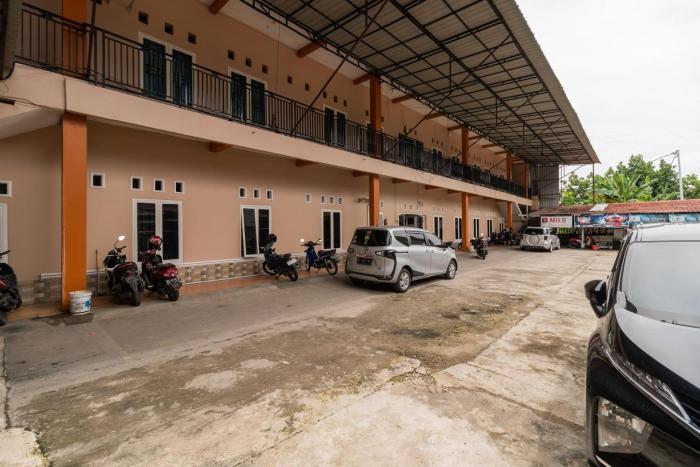 reddoorz syariah near universitas putra indonesia padang