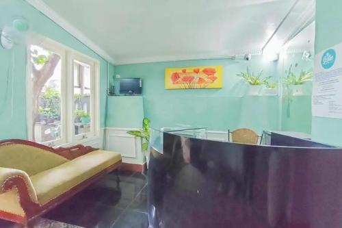 reddoorz syariah prapen jaya surabaya