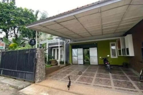 reddoorz syariah prapen jaya surabaya