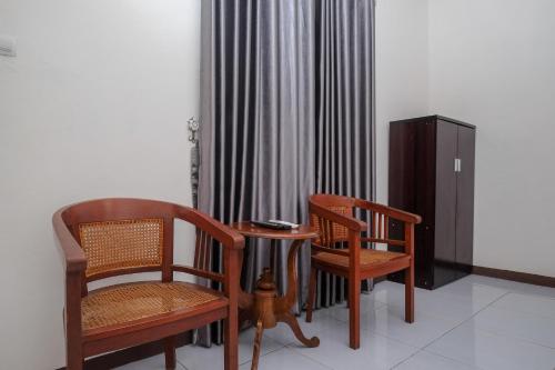 Urbanview Syariah Zidney 3 Salatiga By Reddoorz,,3 star