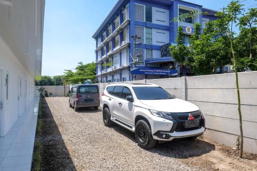 Reddoorz Near Tugu Kartasura,,2 star