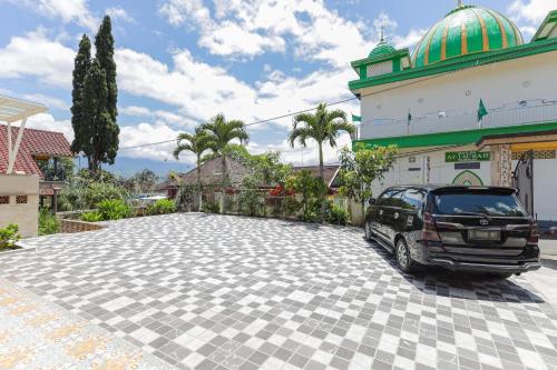 reddoorz plus villa bontes batu