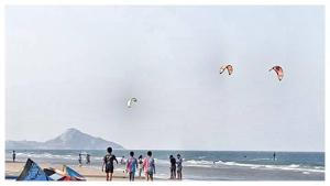 the curve residence hua hin