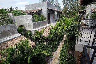 the curve residence hua hin