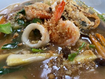 the curve residence hua hin