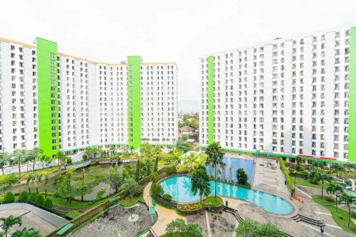 redliving apartemen green lake view ciputat pelangi rooms 3 tower e