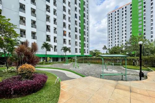 redliving apartemen green lake view ciputat pelangi rooms 3 tower e