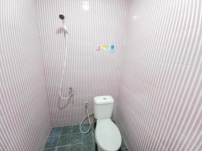 homestay bahari near wisata bahari tlocor sidoarjo mitra reddoorz