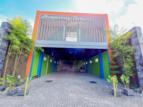 homestay bahari near wisata bahari tlocor sidoarjo mitra reddoorz
