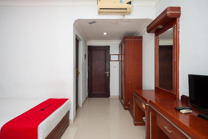 reddoorz syariah near rs yos sudarso padang