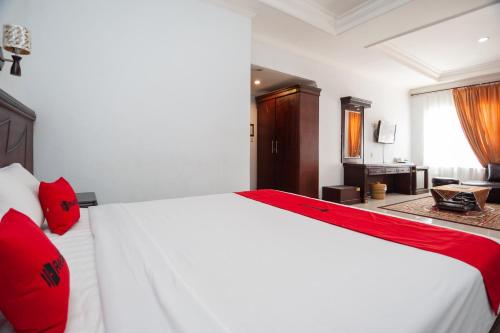 reddoorz syariah near rs yos sudarso padang