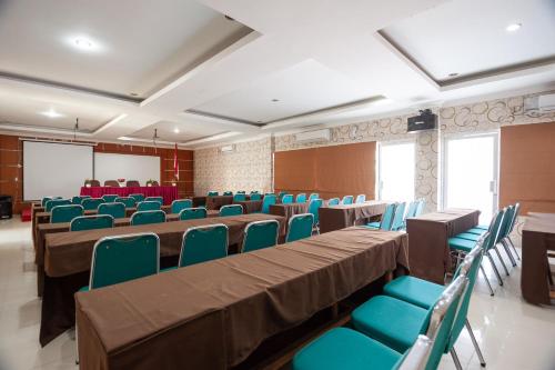 reddoorz syariah near rs yos sudarso padang