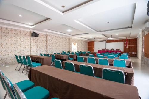 reddoorz syariah near rs yos sudarso padang
