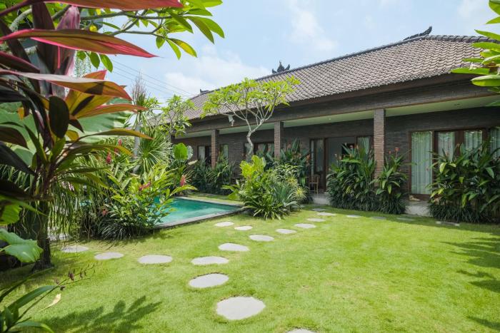 the kumpi bali by the lavana