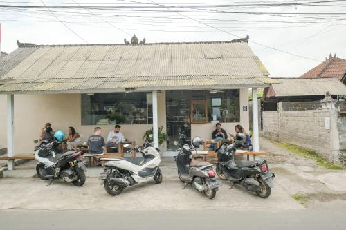 the kumpi bali by the lavana