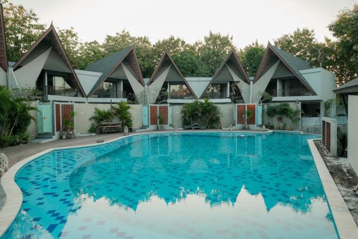 the lavana akatara villa nusa dua