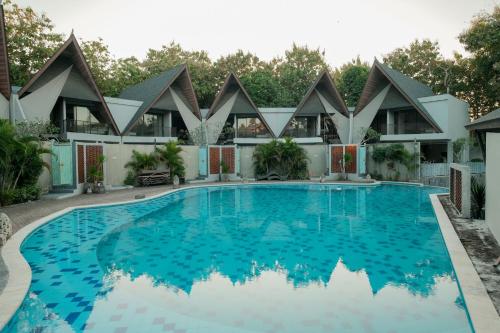 the lavana akatara villa nusa dua
