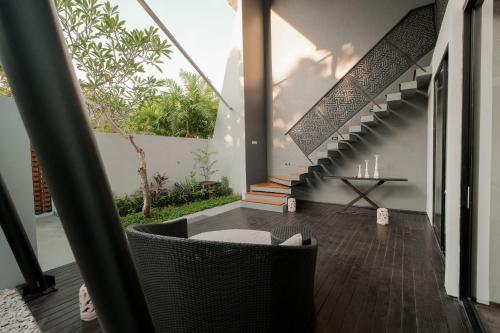 the lavana akatara villa nusa dua