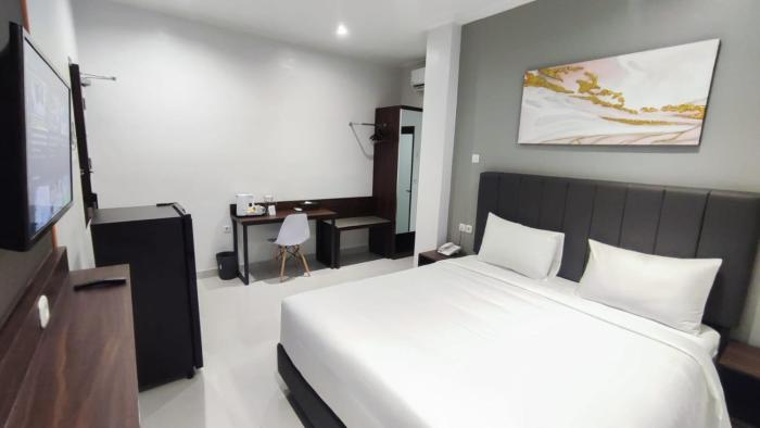 atap biru residence