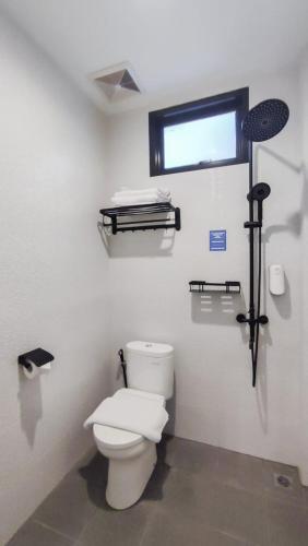 atap biru residence
