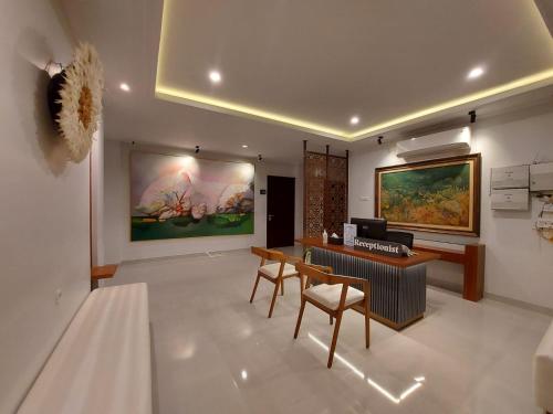 atap biru residence