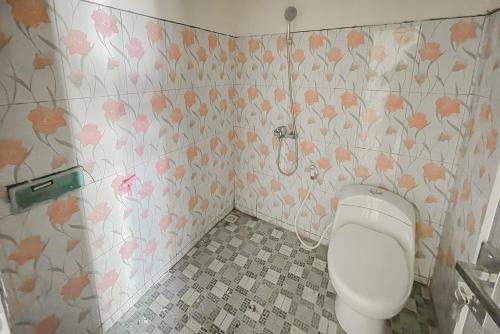 Urbanview Hotel Tirtamaya Jaya Indah Indramayu By Reddoorz,,3 star