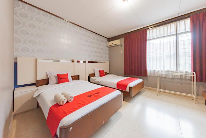 reddoorz syariah hotel budi family