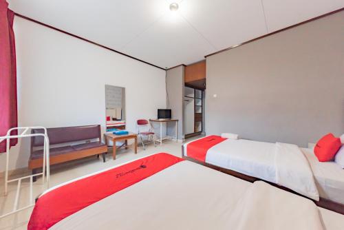 reddoorz syariah hotel budi family