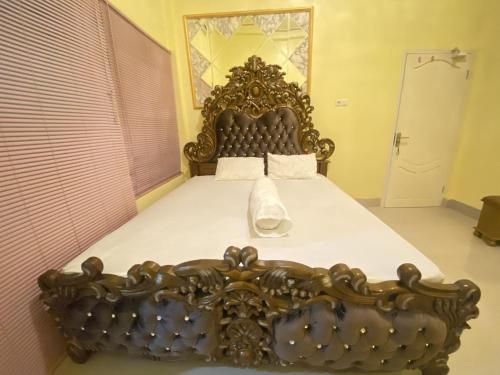 homestay rn near taman bambu runcing polewali mitra reddoorz
