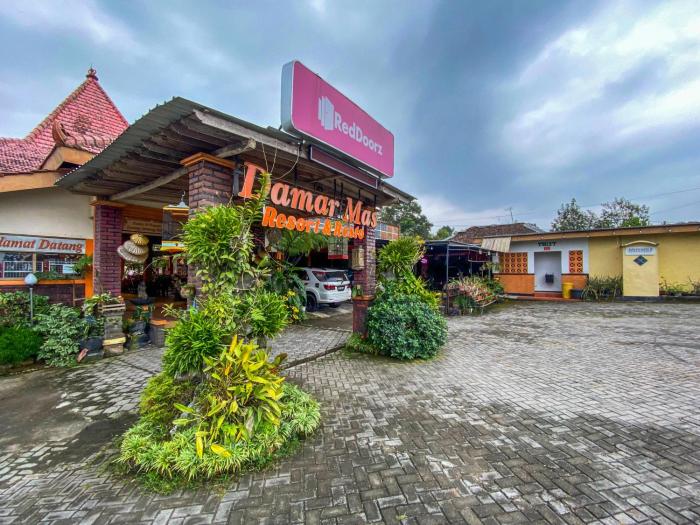 reddoorz at damar mas gunung kelud kediri