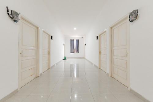 urbanview hotel sabar residence csb mall