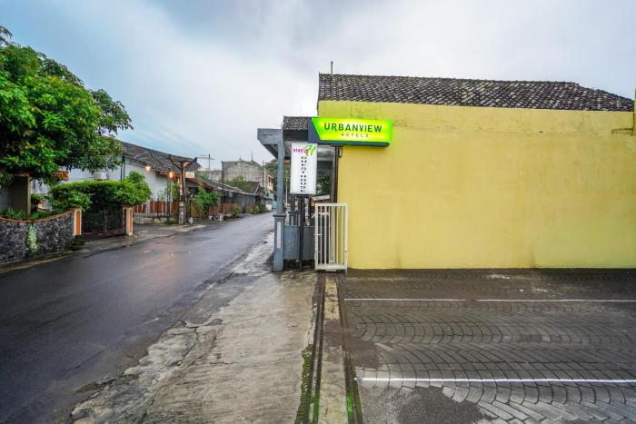 urbanview stay h jakal by reddoorz