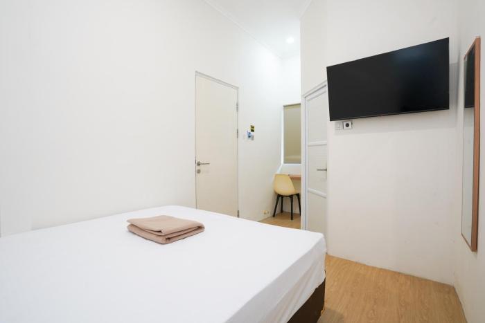 urbanview stay h jakal by reddoorz