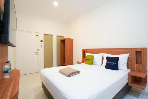 urbanview stay h jakal by reddoorz