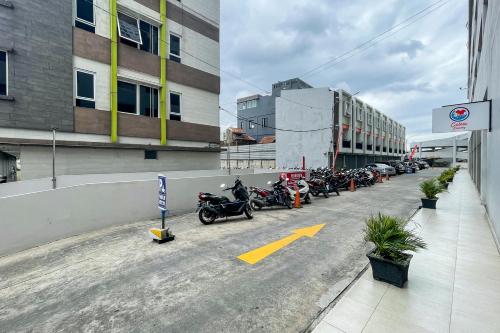 redliving apartemen mekarwangi square agus 3 tower a