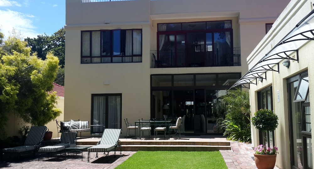 riversong guest house