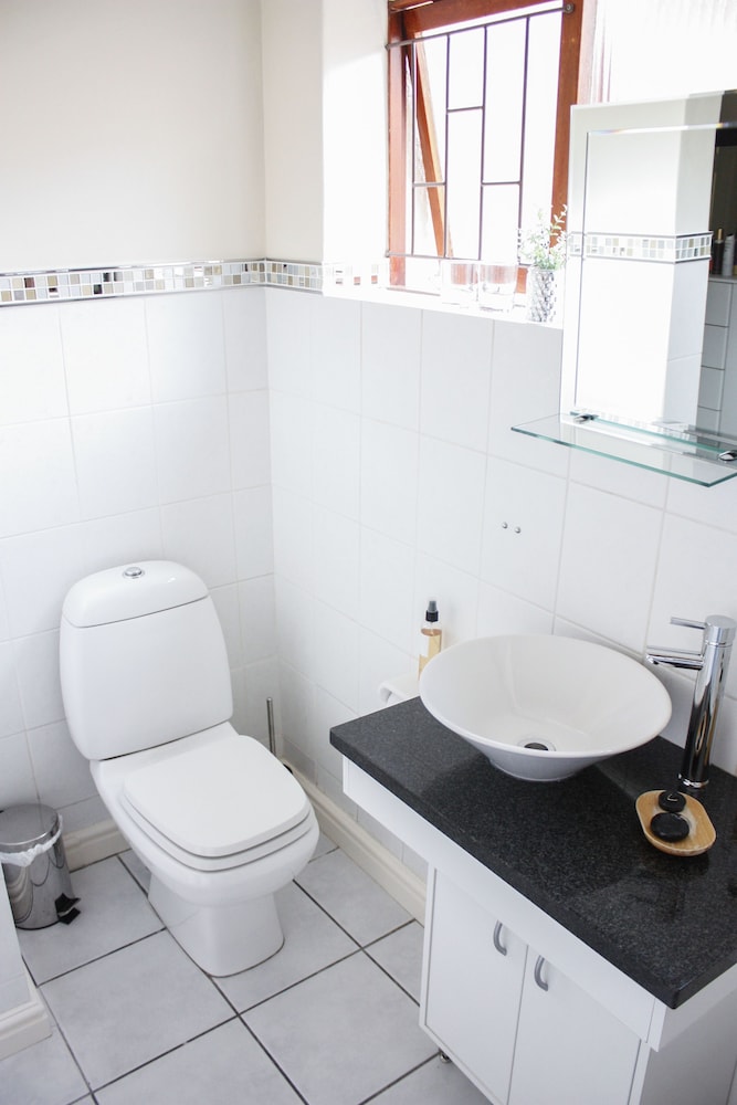 riversong guest house