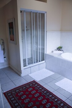 riversong guest house