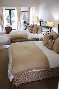 riversong guest house