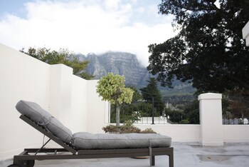 riversong guest house