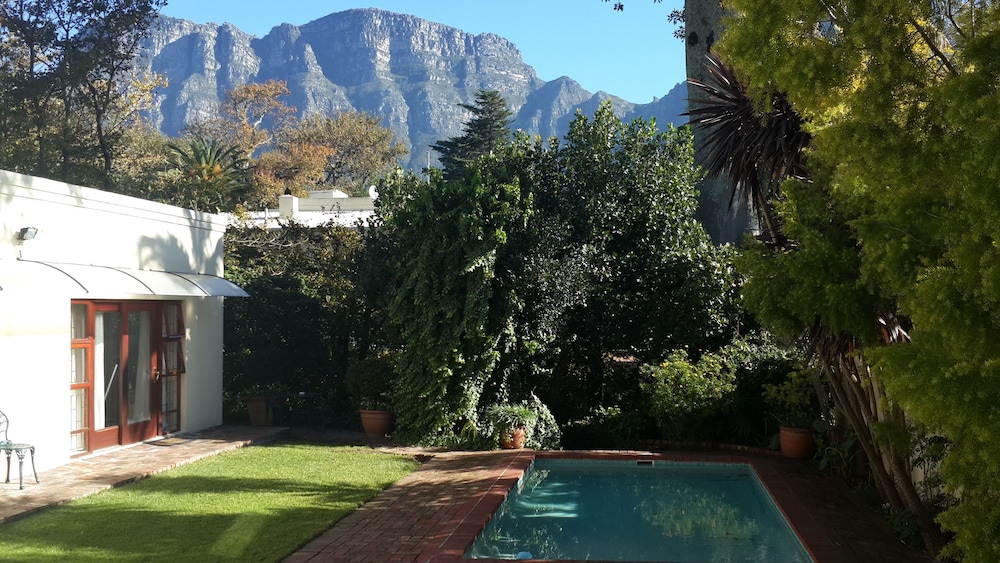 riversong guest house