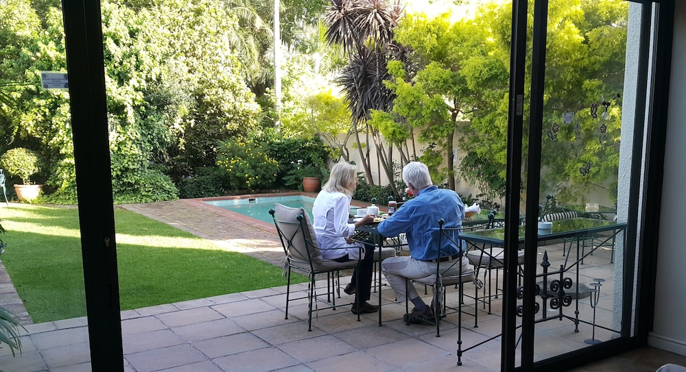 riversong guest house