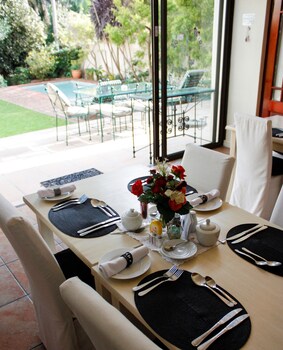 riversong guest house