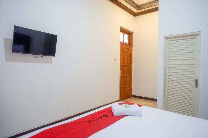 reddoorz near kawasan simpang lima area