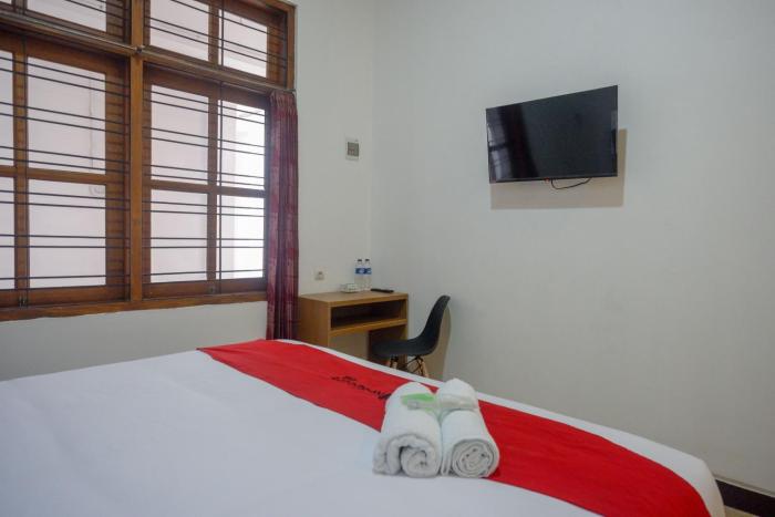 reddoorz near kawasan simpang lima area