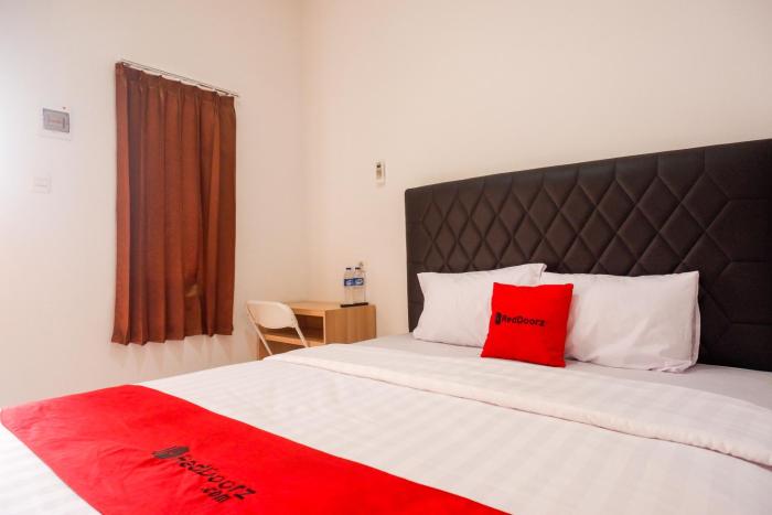 reddoorz near kawasan simpang lima area