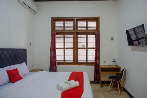 reddoorz near kawasan simpang lima area