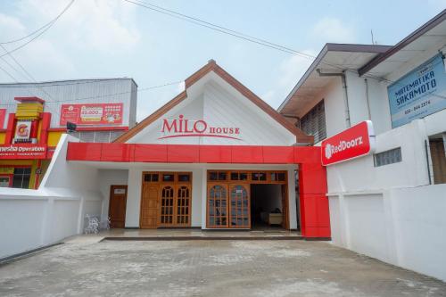 reddoorz near kawasan simpang lima area